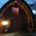 Sunny Mount Glamping Pod Parque de Campismo *