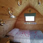 Sunny Mount Glamping Pod Parque de Campismo