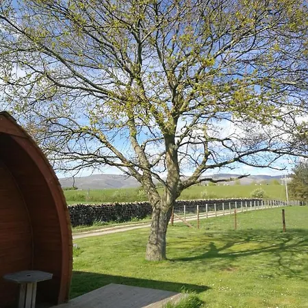 Sunny Mount Glamping Pod *